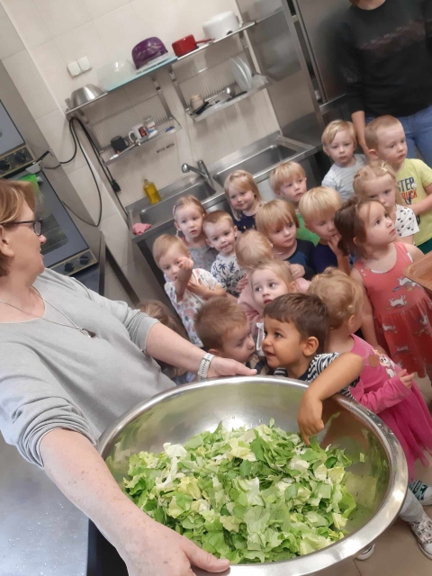 Misie z wizytą w kuchni przedszkolnej